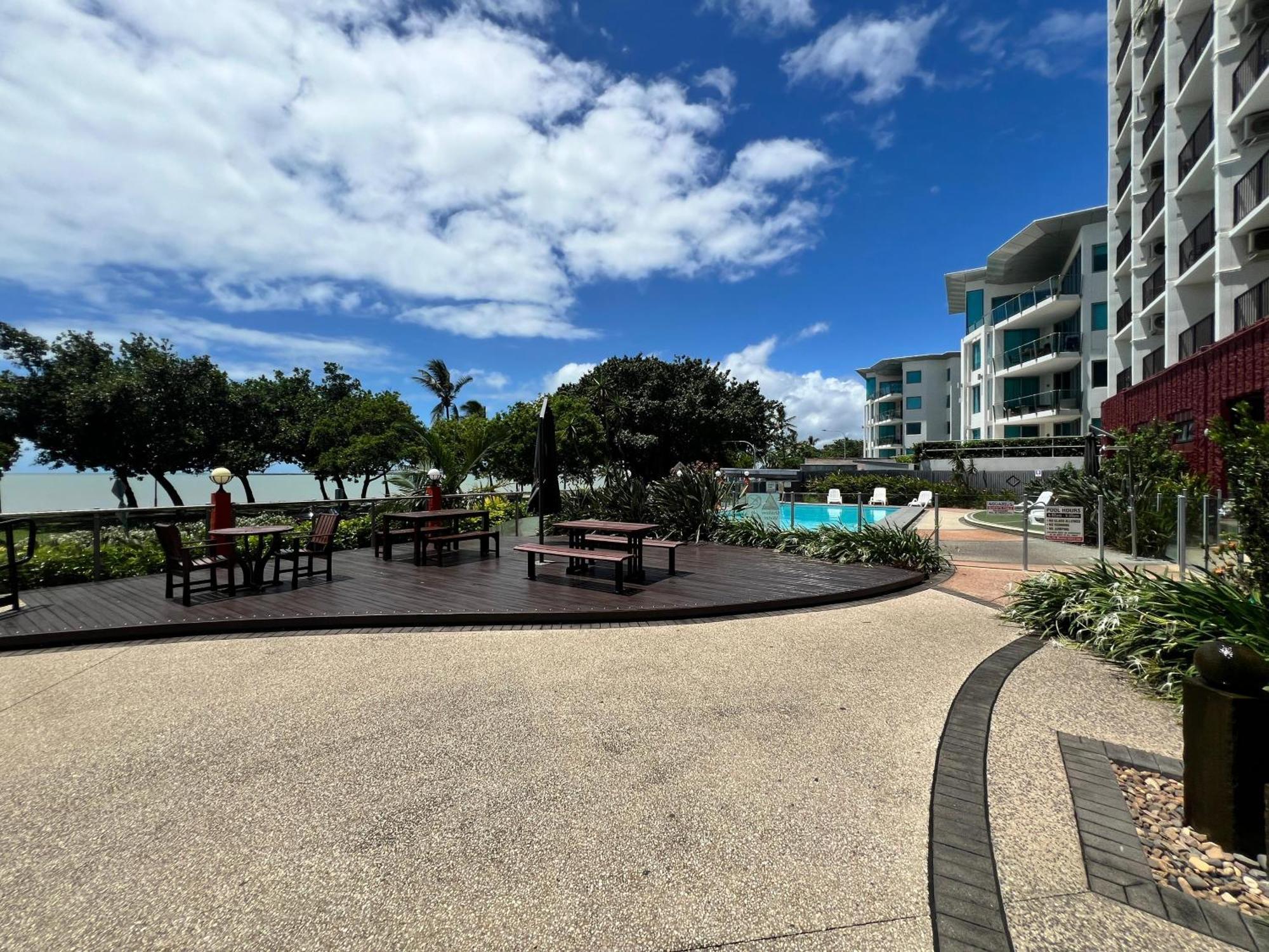 It'S All About The Views! Townsville Buitenkant foto